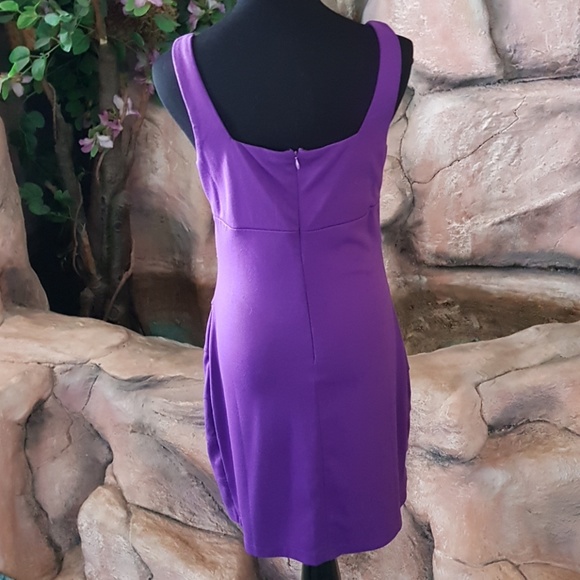 Dress - Picture 2 of 5